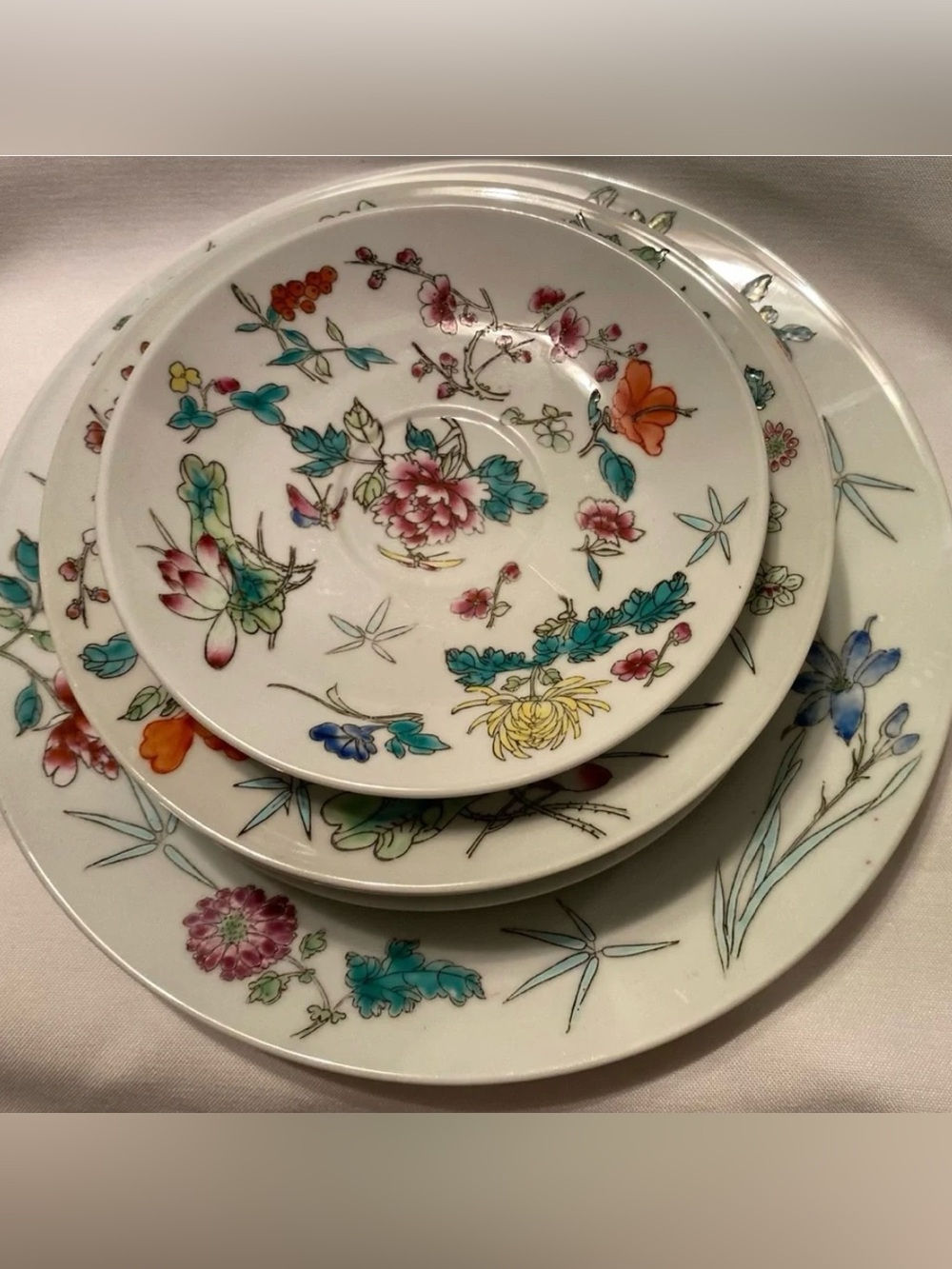 7 Chinese Famille Rose Plates w/ Flowers & Butterflies